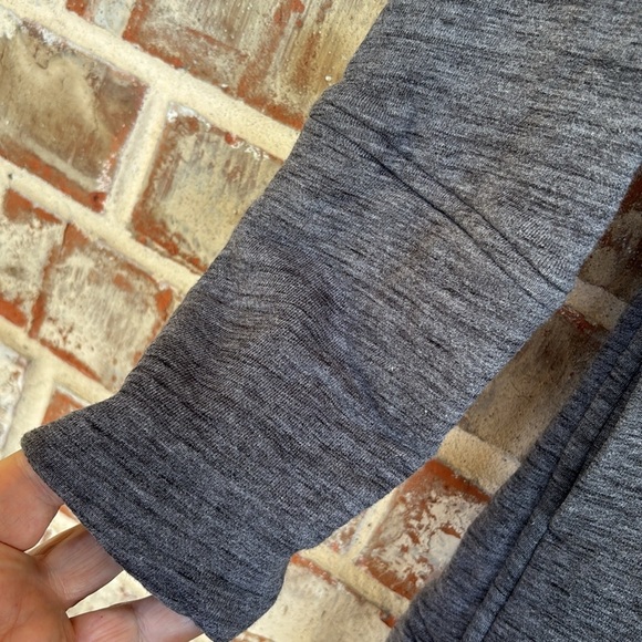Lululemon Make A Move Gray Funnel Neck Sweatshirt - Picture 5 of 10